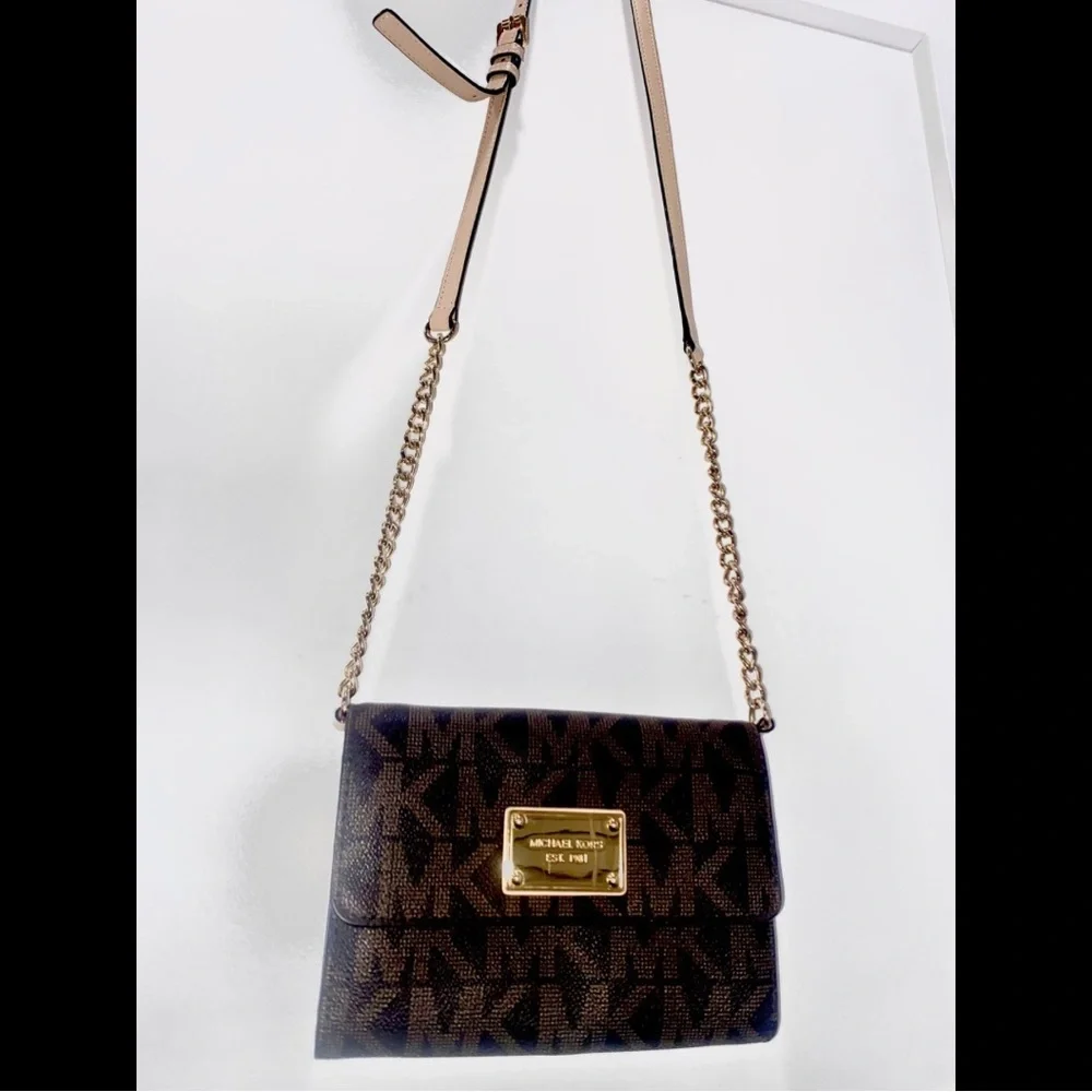MICHAEL KORS | Purse | Brown Crossbody Bag with Gold Metal Hardware - Picture 2 of 16